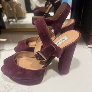 Steve Madden Maroon Platform Sandals